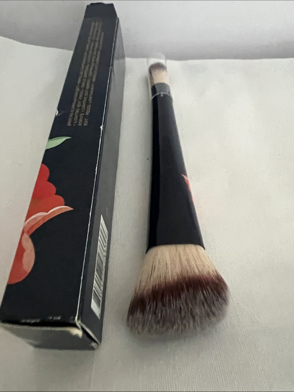 Hourglass Dual-Ended Brush Ambient Lighting Edit II - Fox - Picture 3 of 5